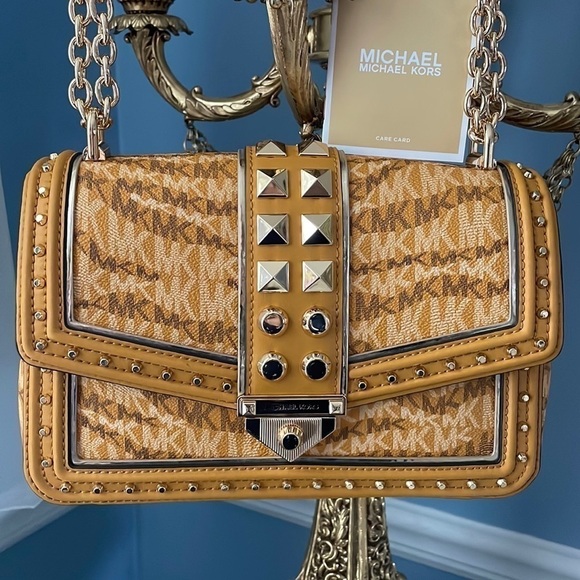 Brand New Michael Kors Soho Large Frameout Chain Shoulder Purse Marigold - Picture 2 of 16